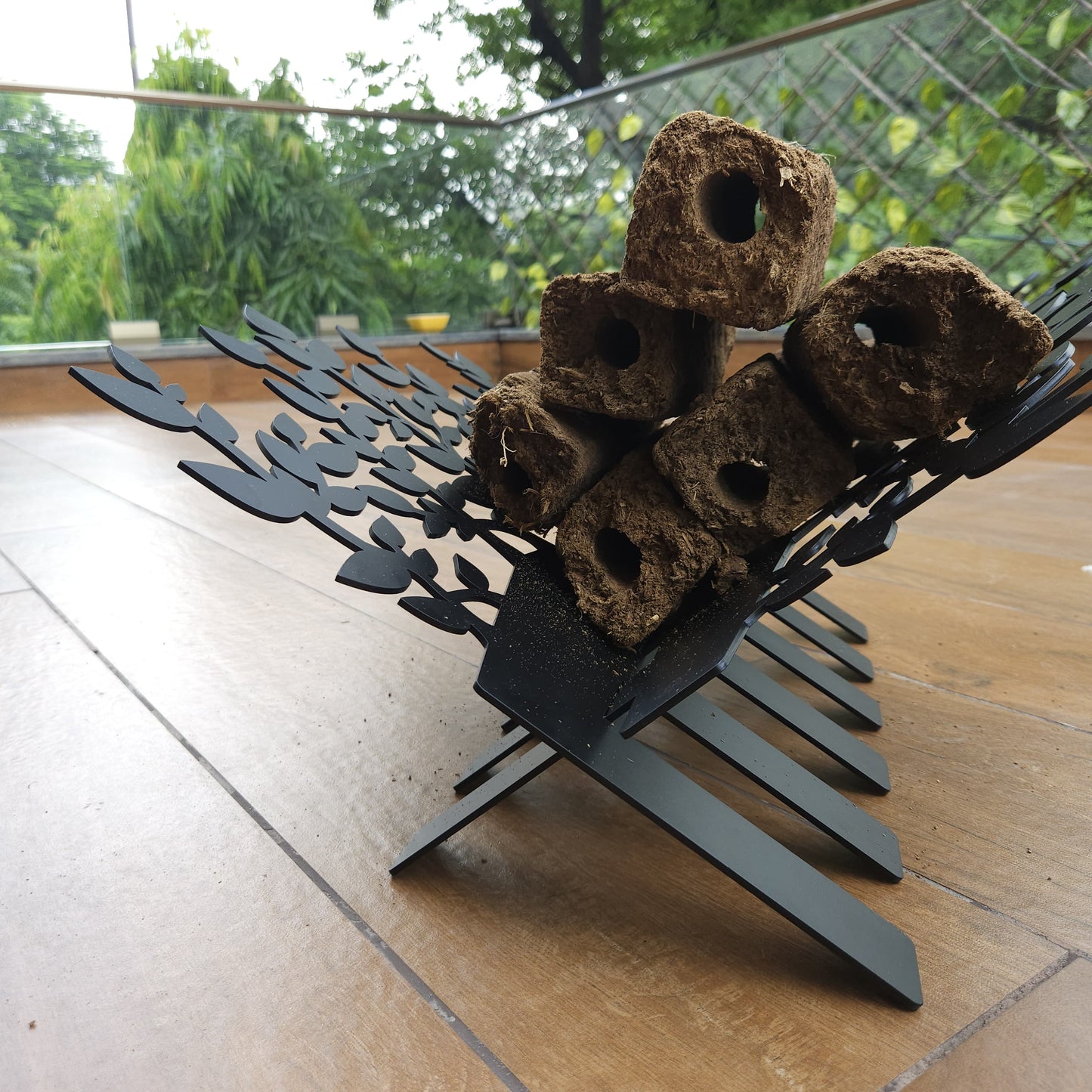 Cow-Dung wooden log from Vrindavan gaushala