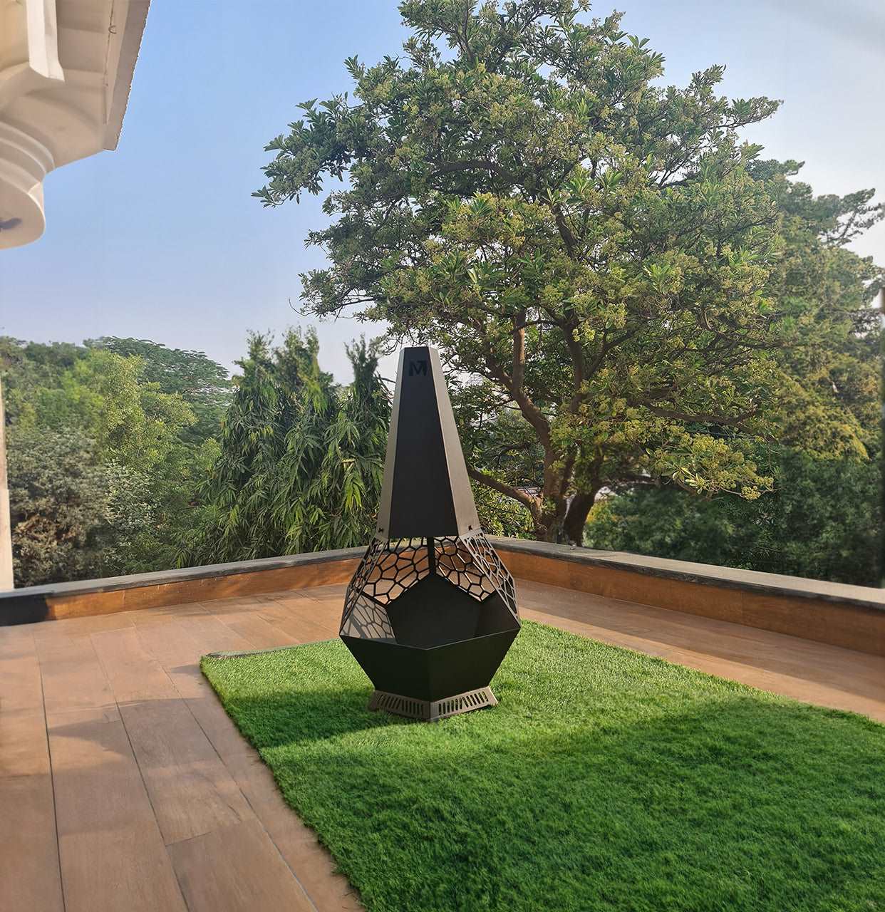 Honeycomb Chimnea outdoor fire pit - metalit