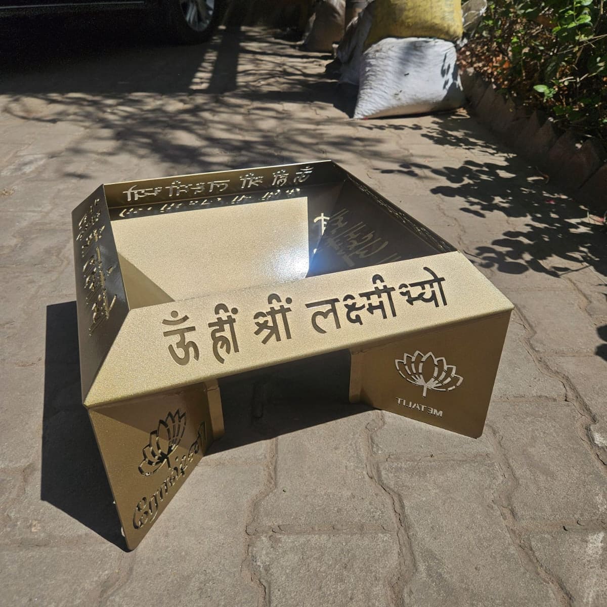 Goddess Laskshmi beej mantra hawan yagya spiritual energy kund