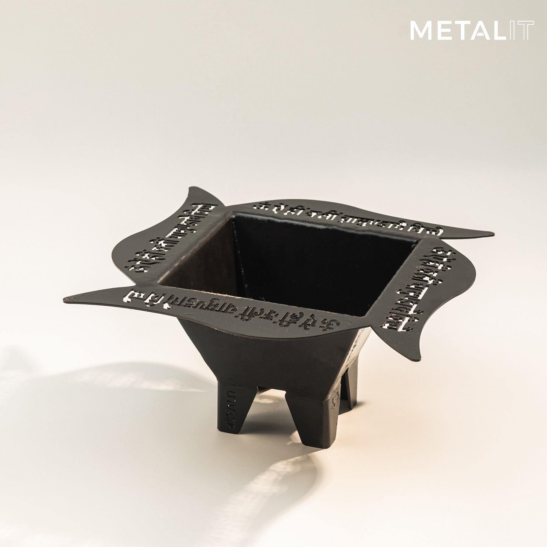 Gayatri Mantra Hawan Kund Yajna